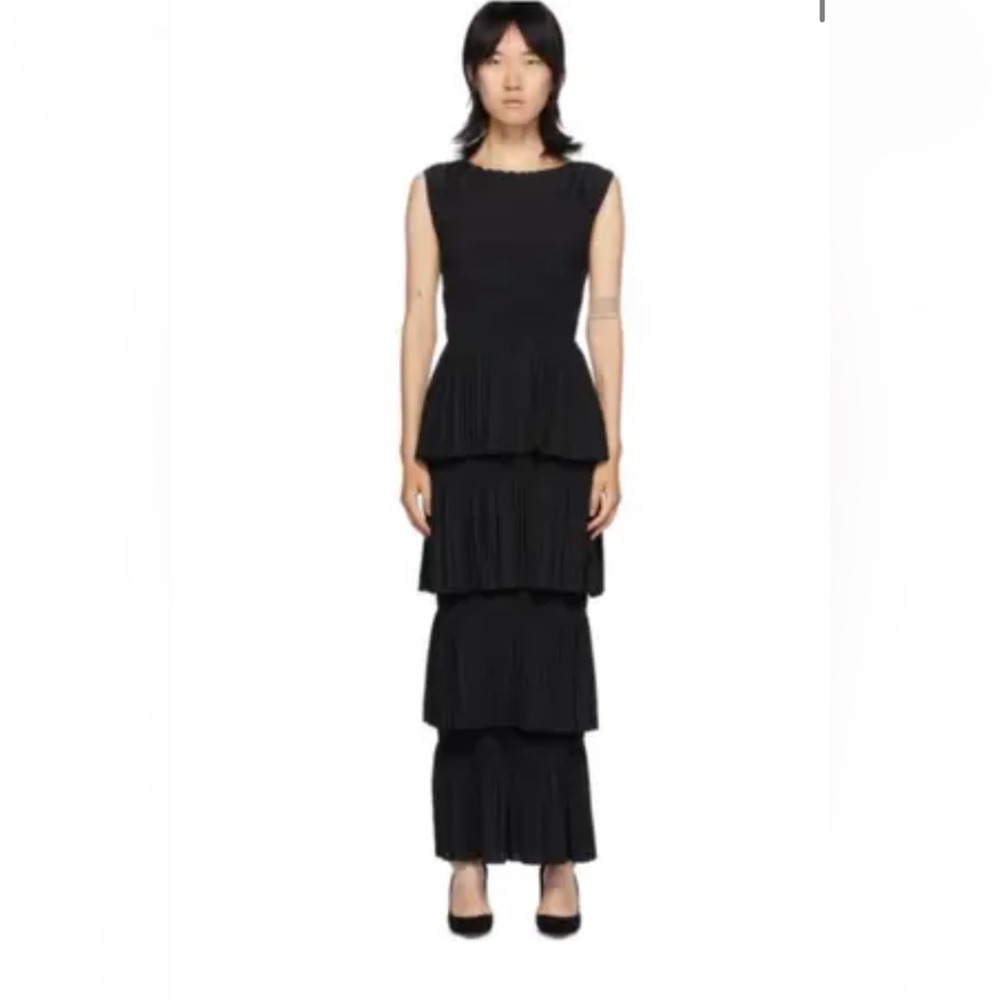 $695 TOTÊME Aramon Pleated Tiered Black Maxi Dress